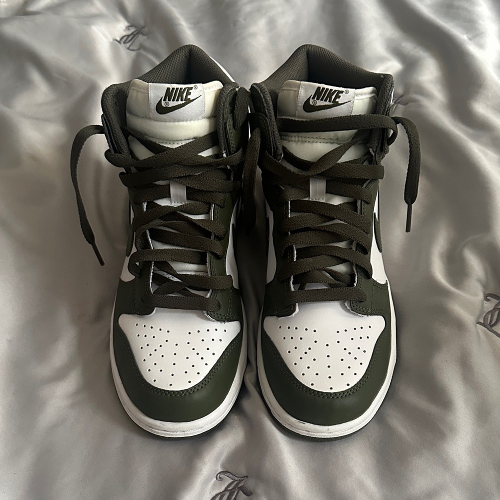 Nike High-Top Sneakers in White and Dark Green